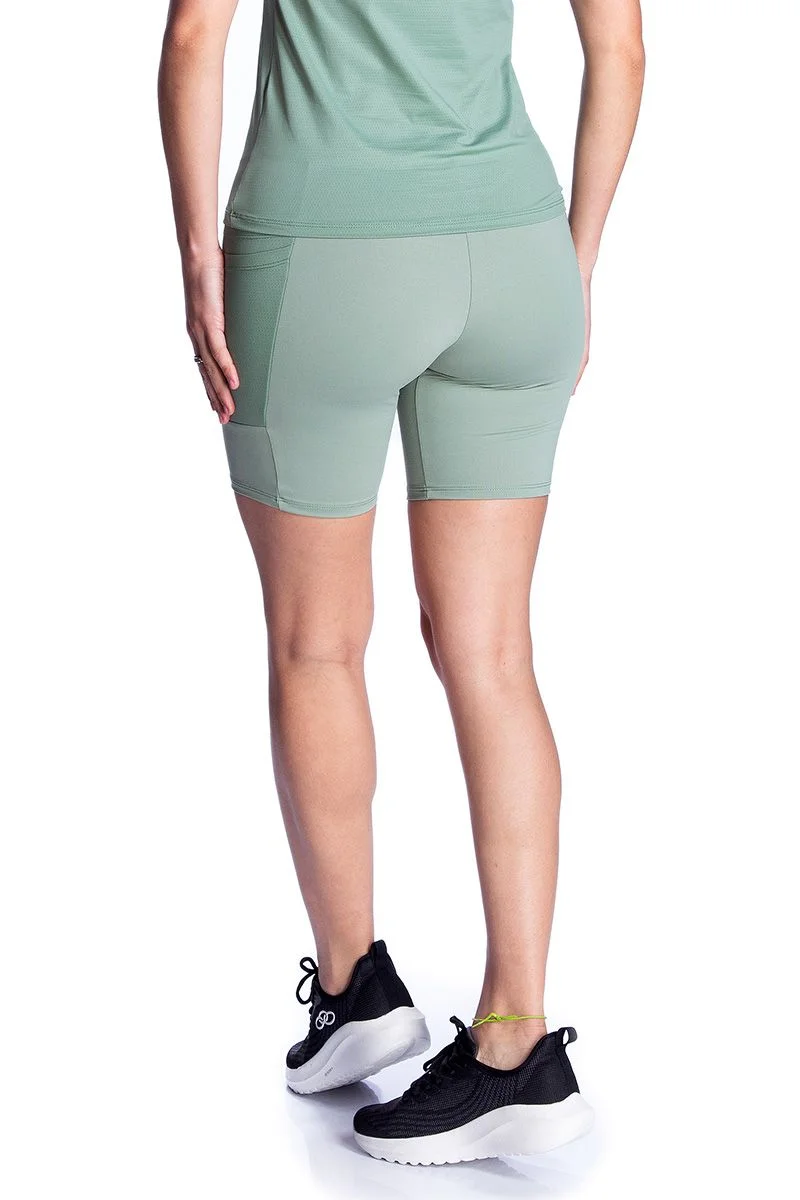 Bermuda Fitness com Bolsos Duplos e Forro nas Costas