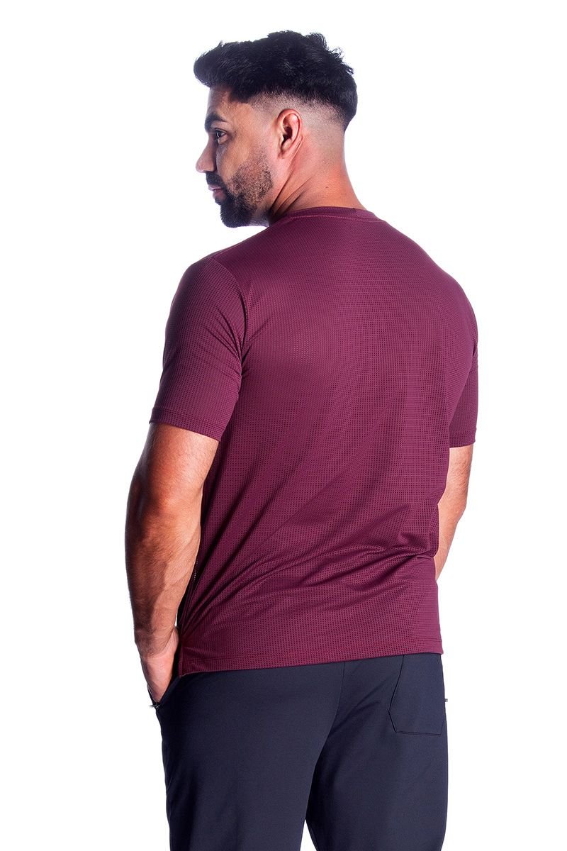 Camiseta Masculina em Tela Air
