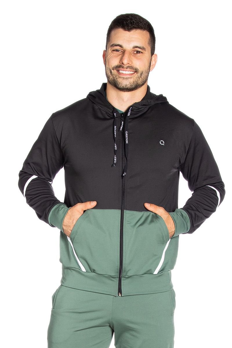 Jaqueta com capuz e detalhes