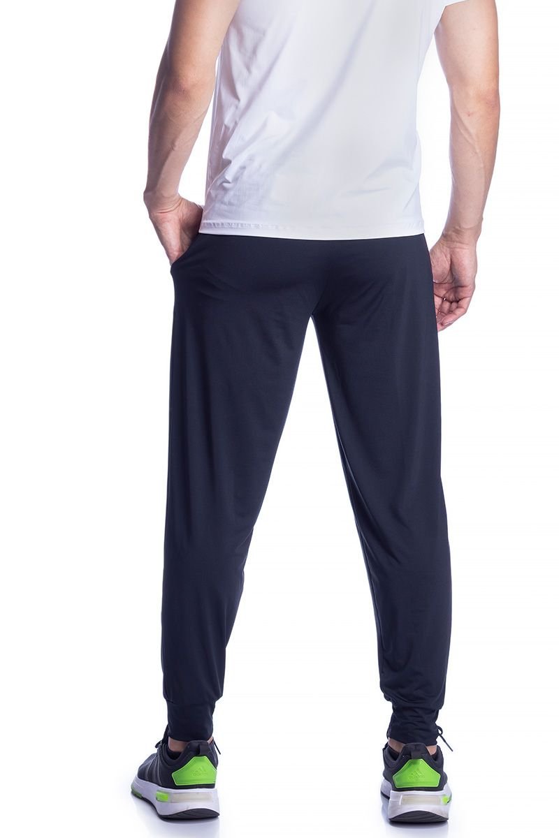 Jogger Básica em Tecido Dry
