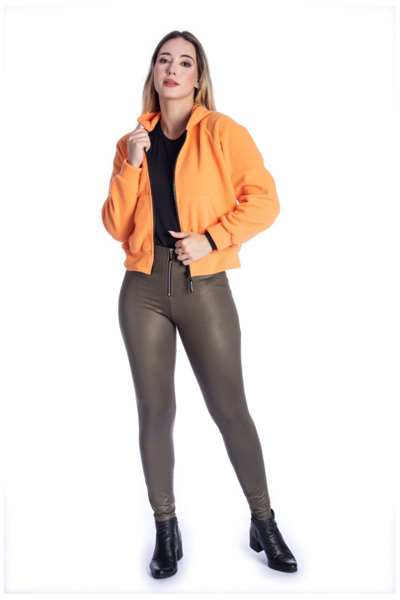 Legging em Cirrê Apeluciado com Bolso e Ziper